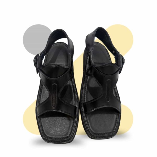 Black Panjedar chappal